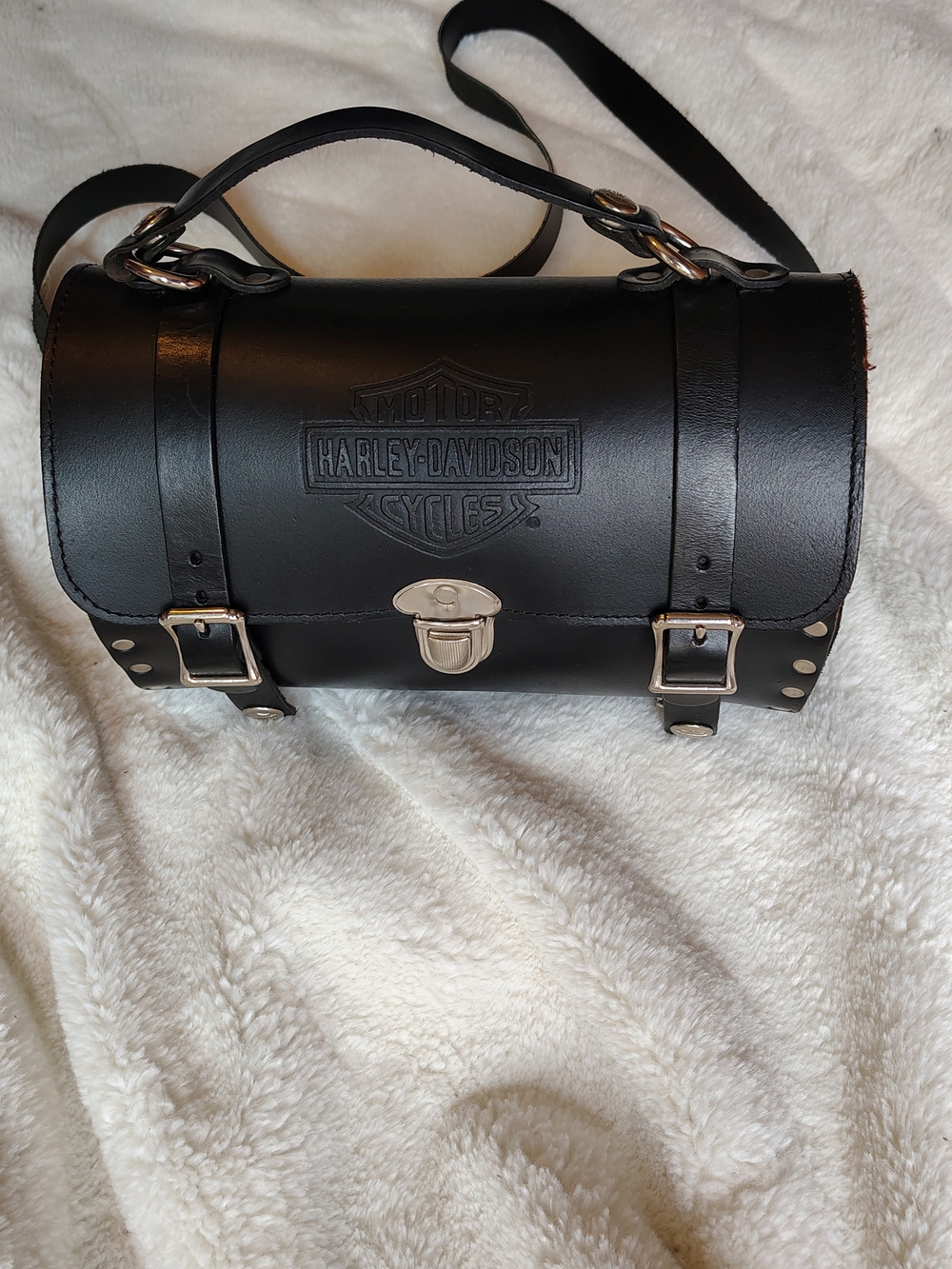 Harley Davidson Studded Barrel Bag / Crossbody